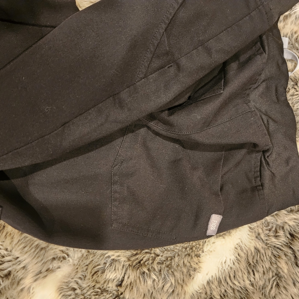 Small FIGS jogger scrub pants black - Picture 2 of 6
